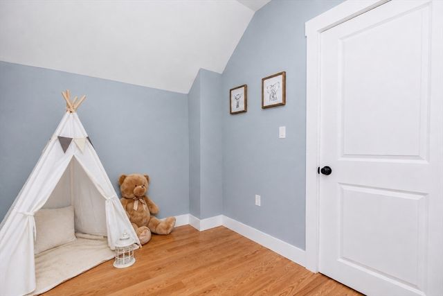 17 Scott St., New Bedford, MA 02744