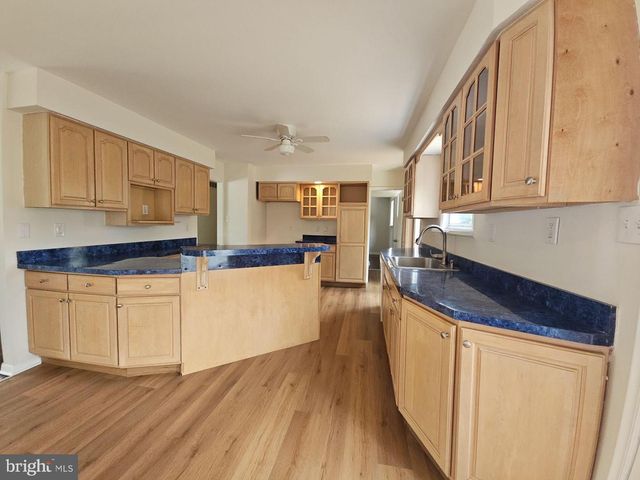 82 HARVARD RD, Pennsville, NJ 08070