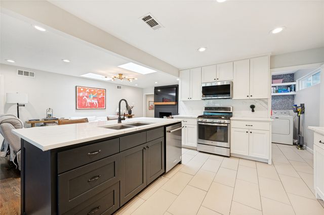 3518 Townsend Drive, Dallas, TX 75229