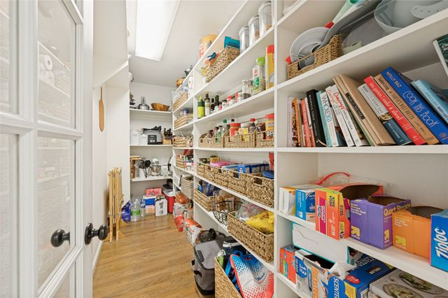 3518 Townsend Drive, Dallas, TX 75229