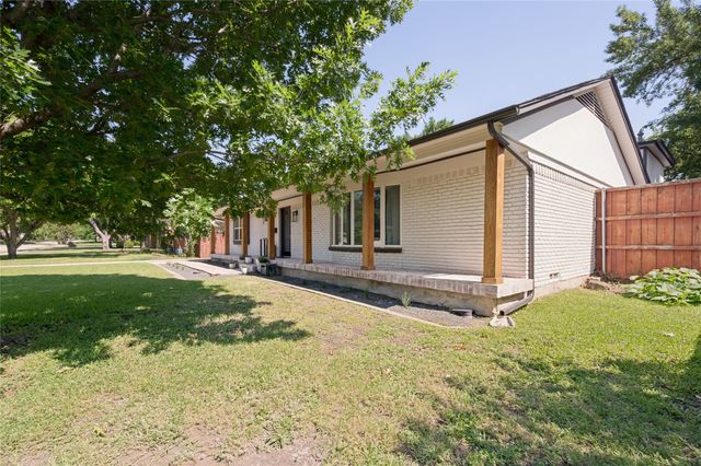 3518 Townsend Drive, Dallas, TX 75229