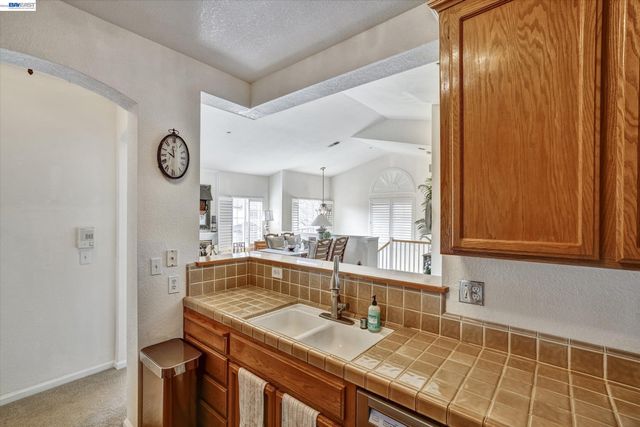 5658 Belleza Drive, Pleasanton, CA 94588