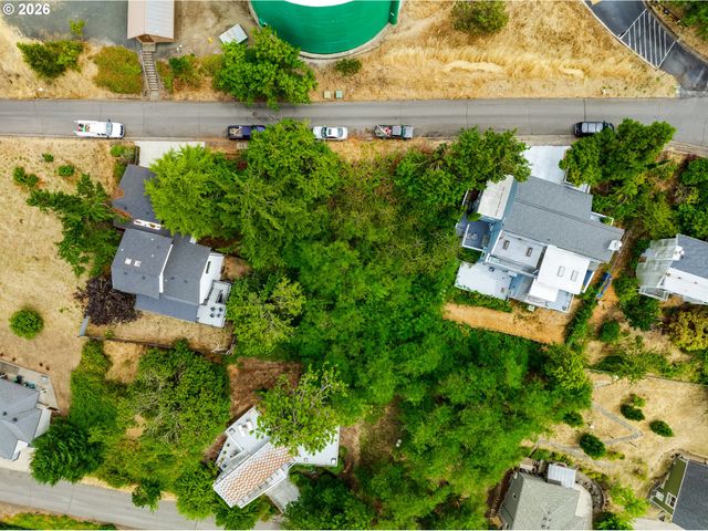 Summit Blvd, Springfield, OR 97477