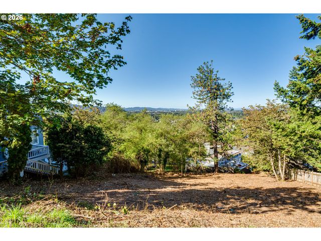 Summit Blvd, Springfield, OR 97477