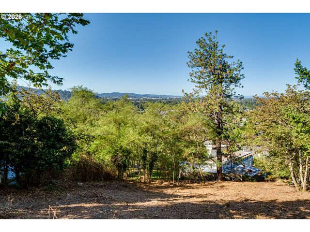 Summit Blvd, Springfield, OR 97477