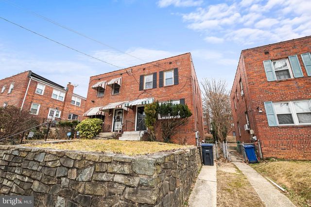 2412 18TH ST SE, Washington, DC 20020