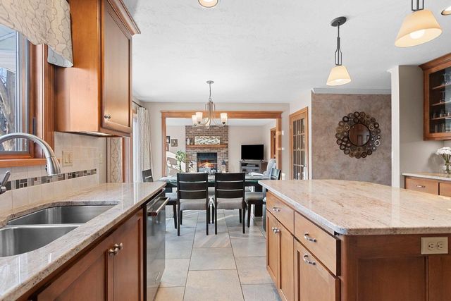 2775 INDEPENDENCE DRIVE, Green Bay, WI 54304