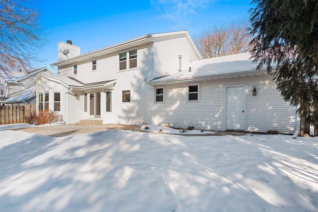 2775 INDEPENDENCE DRIVE, Green Bay, WI 54304