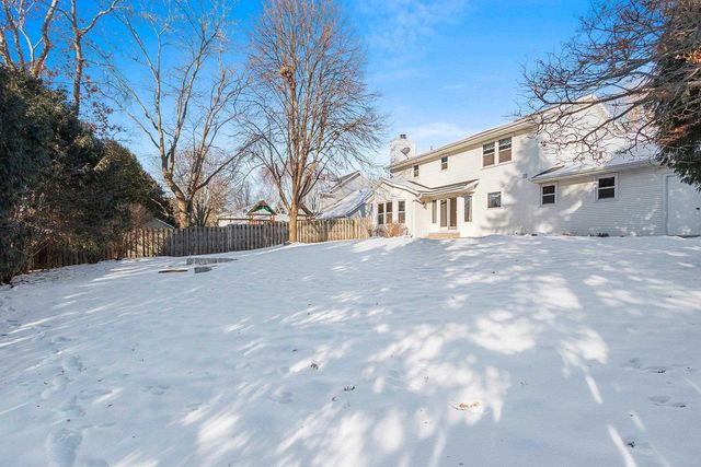 2775 INDEPENDENCE DRIVE, Green Bay, WI 54304