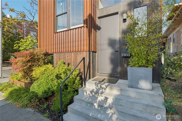 2303 E Alder Street, Seattle, WA 98122