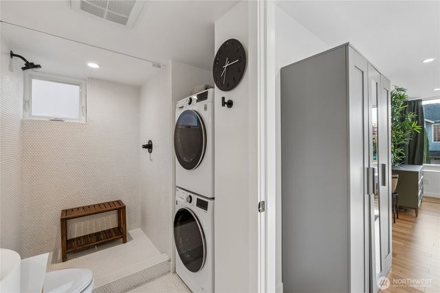 2303 E Alder Street, Seattle, WA 98122