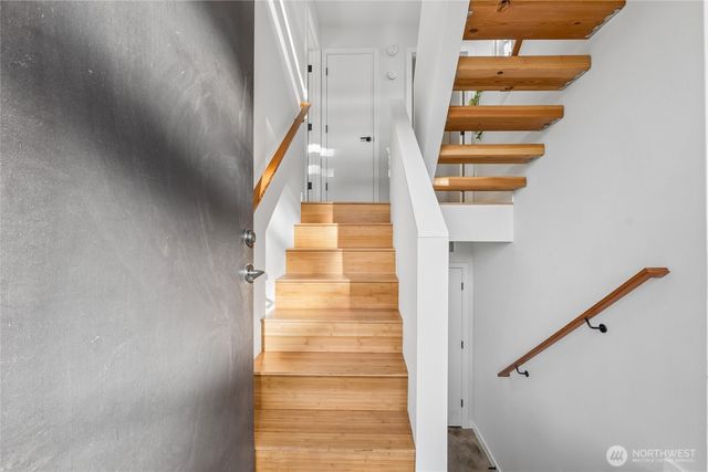 2303 E Alder Street, Seattle, WA 98122