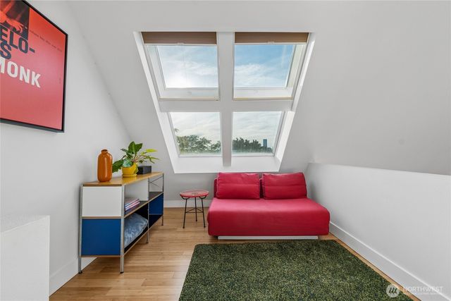 2303 E Alder Street, Seattle, WA 98122