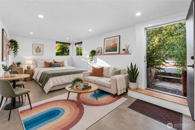 2303 E Alder Street, Seattle, WA 98122
