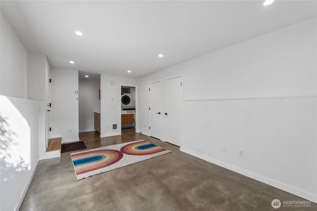 2303 E Alder Street, Seattle, WA 98122
