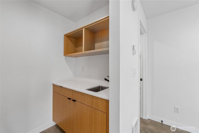 2303 E Alder Street, Seattle, WA 98122
