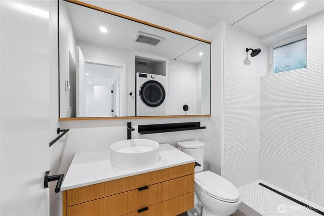 2303 E Alder Street, Seattle, WA 98122