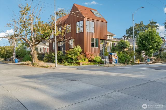 2303 E Alder Street, Seattle, WA 98122
