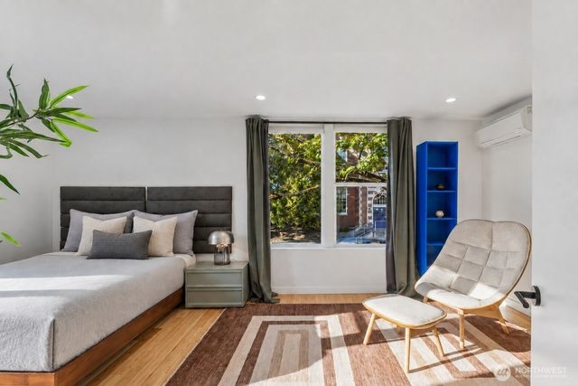 2303 E Alder Street, Seattle, WA 98122