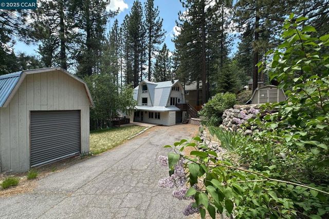 12255 Sierra Dr, Truckee, CA 96161