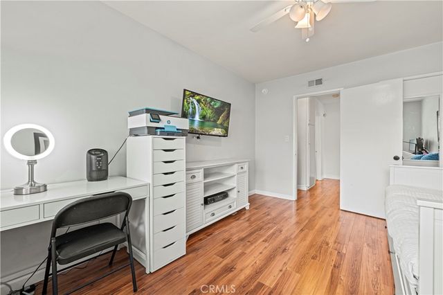 17955 Archwood, Reseda, CA 91335