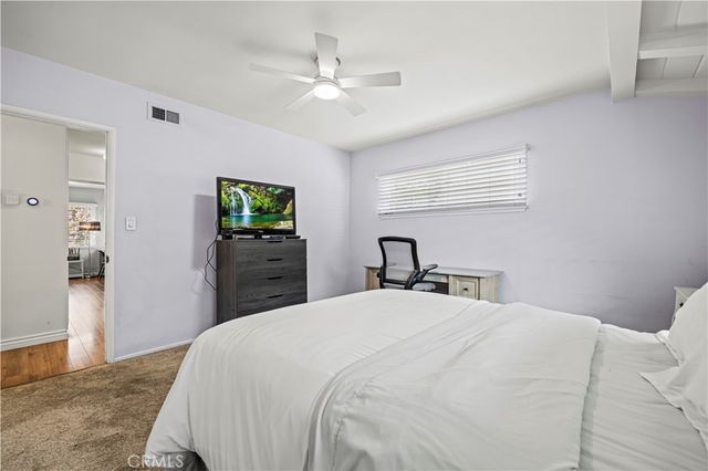 17955 Archwood, Reseda, CA 91335