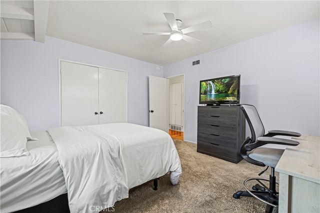 17955 Archwood, Reseda, CA 91335