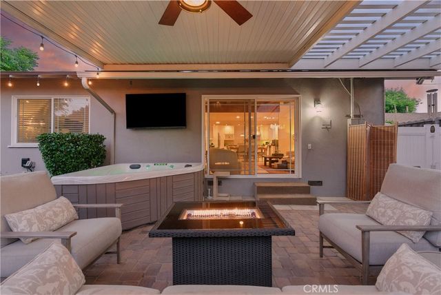 17955 Archwood, Reseda, CA 91335