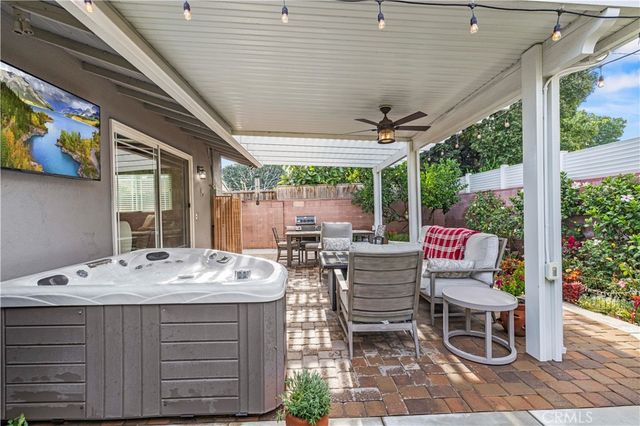 17955 Archwood, Reseda, CA 91335
