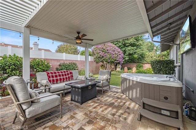 17955 Archwood, Reseda, CA 91335