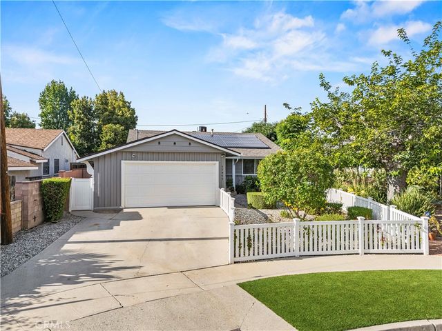 17955 Archwood, Reseda, CA 91335