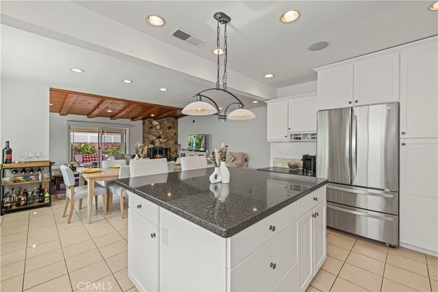 17955 Archwood, Reseda, CA 91335
