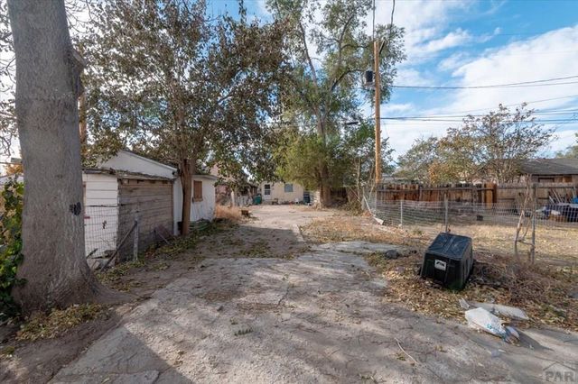 1109 E Routt Ave, Pueblo, CO 81004