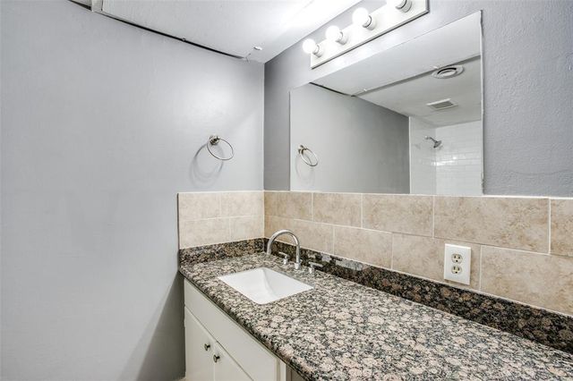 3938 W Alabama Street 8, Houston, TX 77027