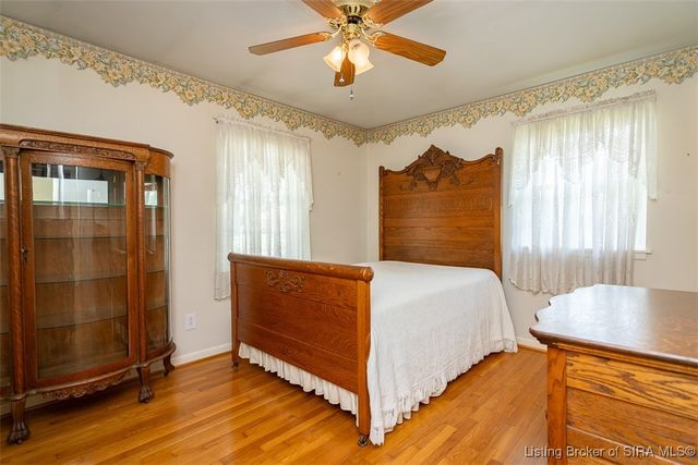 1411 Ridgeway Drive, Jeffersonville, IN 47130