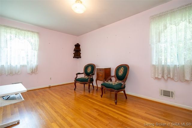 1411 Ridgeway Drive, Jeffersonville, IN 47130