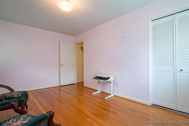 1411 Ridgeway Drive, Jeffersonville, IN 47130