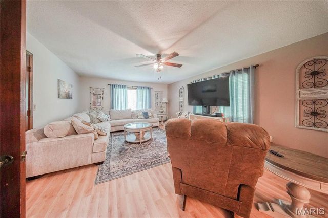 10920 Timber Drive, Rolla, MO 65401