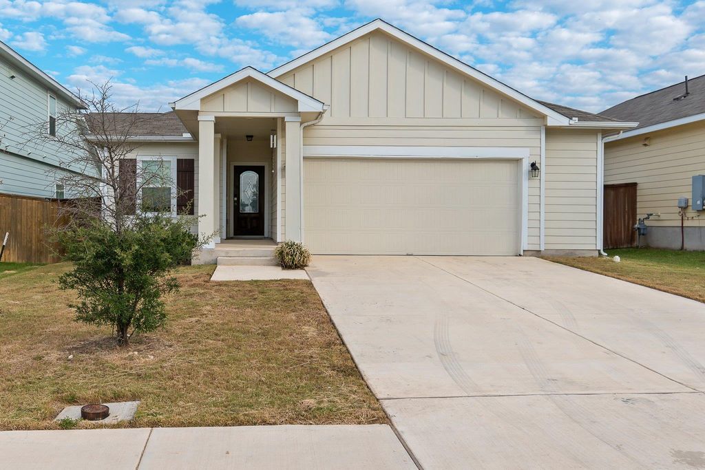 216 Blue Hibiscus DR, Liberty Hill, TX 78642