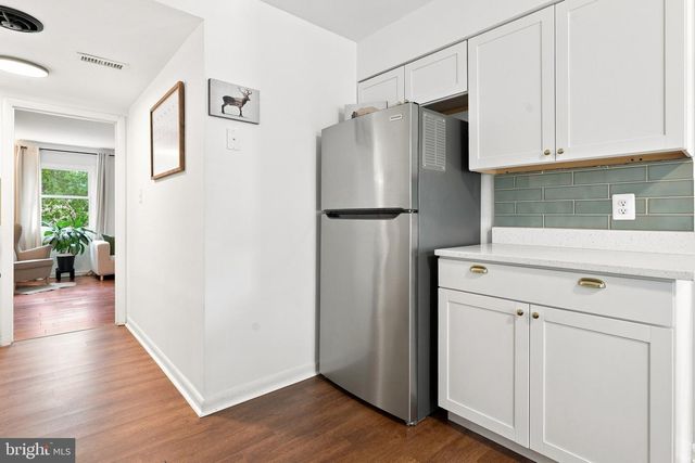 14871 EMBERDALE DR, Woodbridge, VA 22193