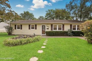 468 Brookforest Drive, Toms River, NJ 08757
