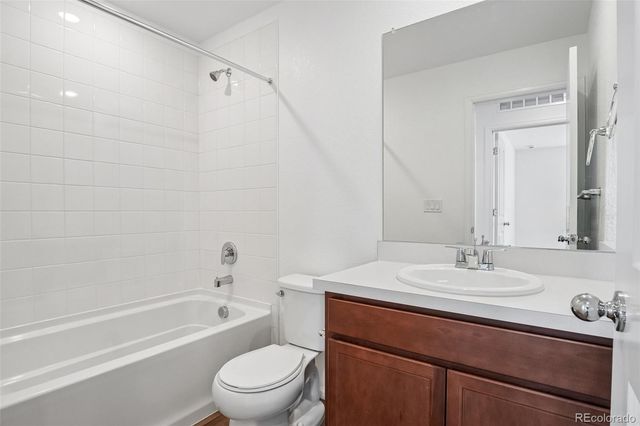 5432 N Denali Boulevard, Aurora, CO 80019