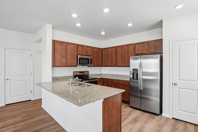 5432 N Denali Boulevard, Aurora, CO 80019