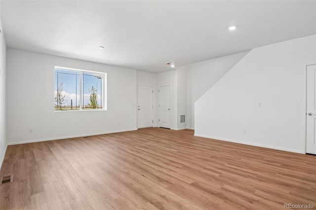 5432 N Denali Boulevard, Aurora, CO 80019
