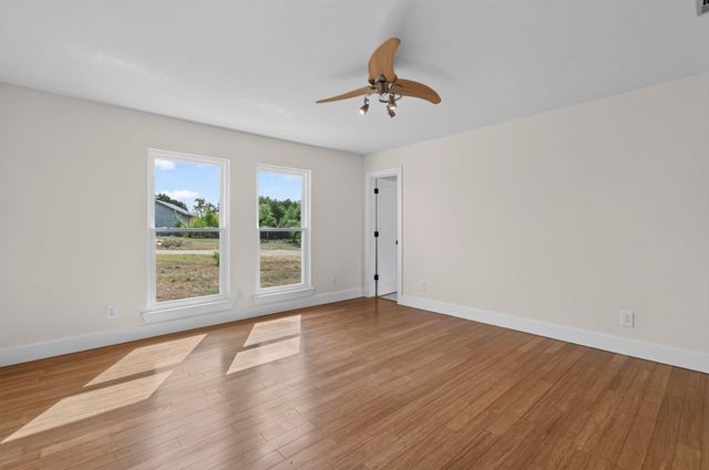 15 Tall Oaks TRL, Austin, TX 78737