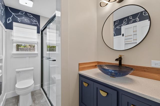 15 Tall Oaks TRL, Austin, TX 78737