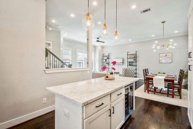 2404 Beall Street A, Houston, TX 77008