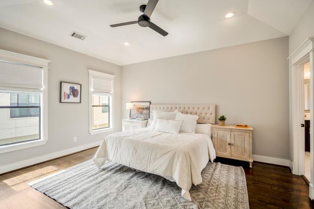 2404 Beall Street A, Houston, TX 77008