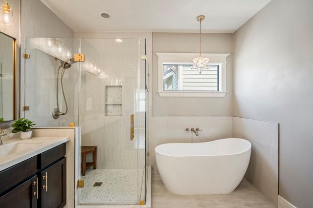 2404 Beall Street A, Houston, TX 77008