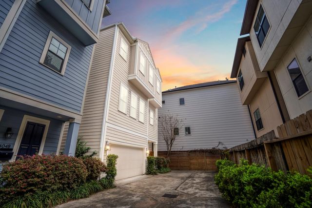 2404 Beall Street A, Houston, TX 77008